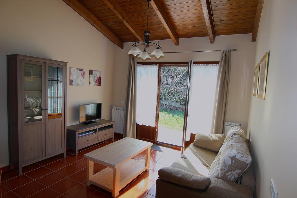 Apartamentos Rurales Senda Costera Hontoria Esterno foto
