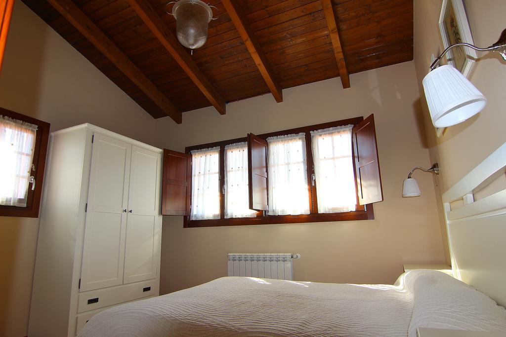 Apartamentos Rurales Senda Costera Hontoria Camera foto