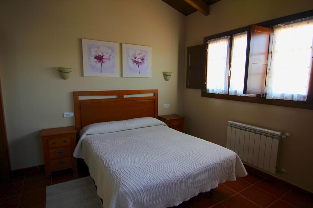 Apartamentos Rurales Senda Costera Hontoria Esterno foto